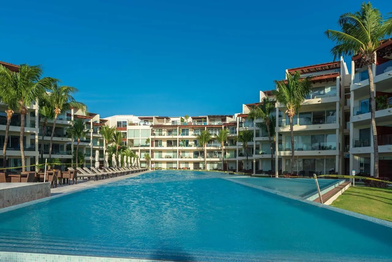 El123 Elements Condos 2 Bedroom Mexico